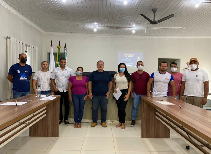 Prefeitura de Mata Verde apresenta os Planos Municipais de Saneamento Básico e de Gestão Integrada de Resíduos Sólidos na Câmara Municipal